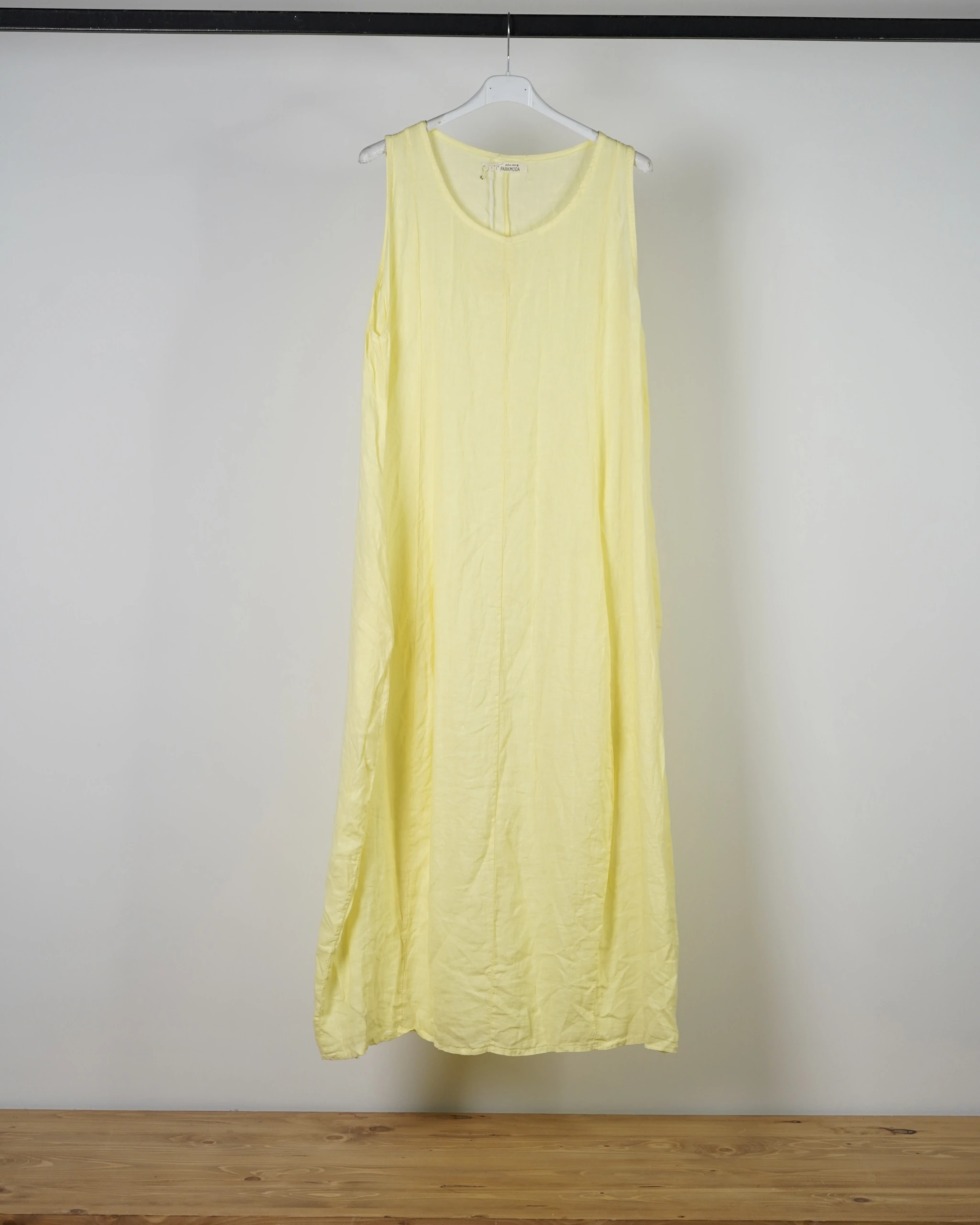 NF 8420 - سارافون ساده